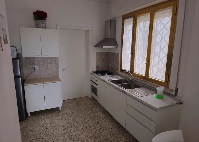 The White House Torre Suda