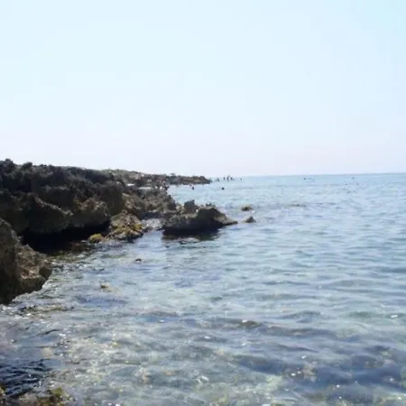 Apartmán The White House Torre Suda